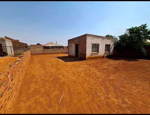 2 BEDROOM HOUSE FOR SALE IN SOSHANGUVE SOUTH
